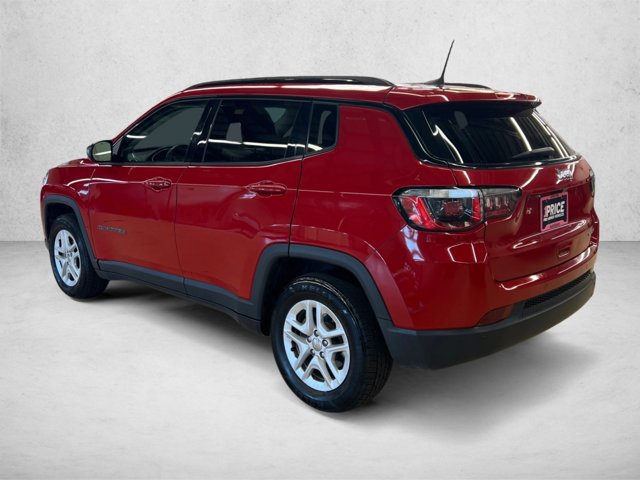 Used 2018 Jeep Compass Sport w/ Tech Group FWD image 8