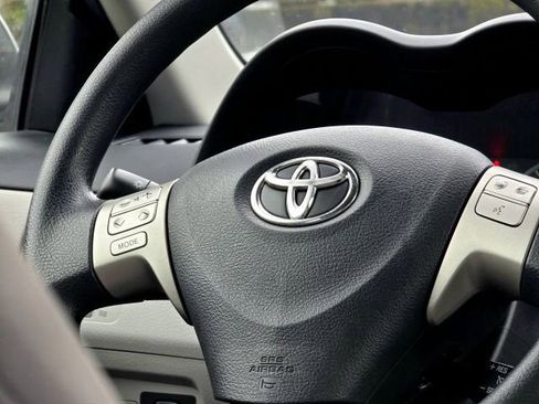 Used 2011 Toyota Corolla LE image 13