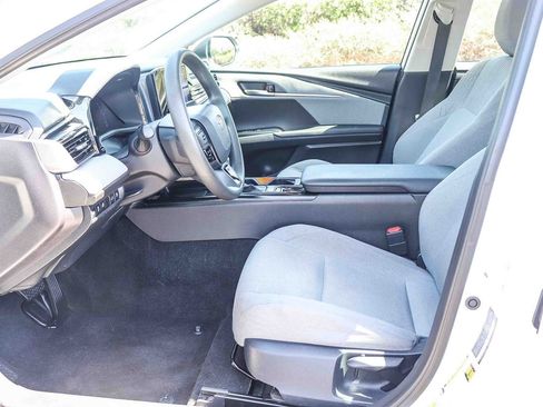 Certified 2025 Toyota Camry LE FWD image 22