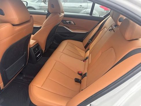 Used 2023 BMW 330i xDrive Sedan w/ Premium Package AWD/4WD image 11