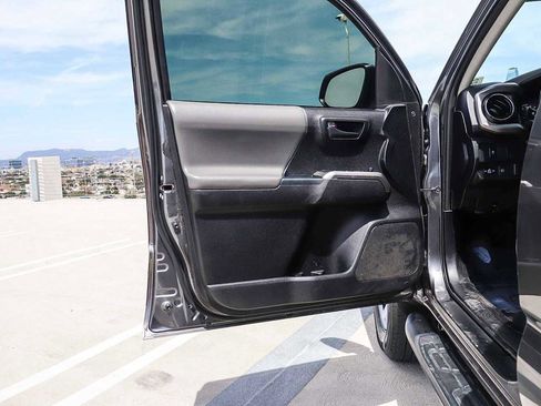 Used 2021 Toyota Tacoma SR5 image 22