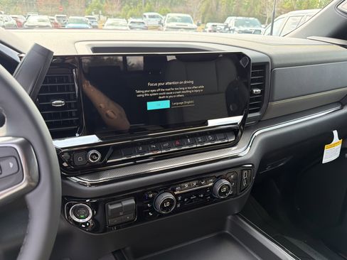 New 2026 Chevrolet Silverado 2500 ZR2 image 27