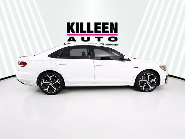 Used 2022 Volkswagen Passat 2.0T R-Line FWD image 8