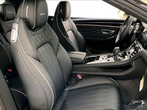 Used 2024 Bentley Continental GT V8 image 14