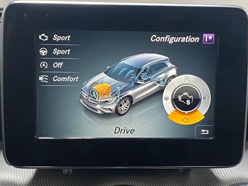 Used 2017 Mercedes-Benz GLA 250 image 15