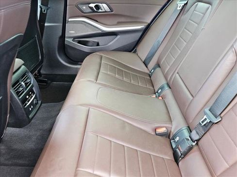 Used 2020 BMW 330i Sedan w/ Executive Package RWD image 20