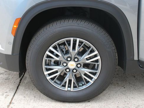 New 2026 Chevrolet Traverse LT w/ Enhanced Driving Package image 44