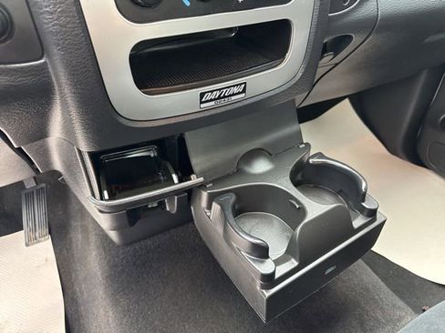 Used 2005 Dodge Ram 1500 Truck SLT w/ Daytona Edition Group image 15