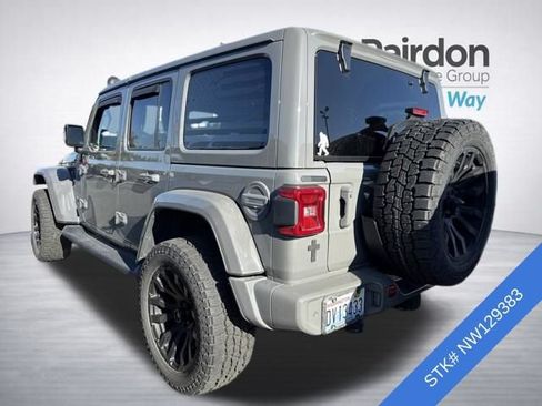 Used 2022 Jeep Wrangler Unlimited Sahara AWD/4WD image 4