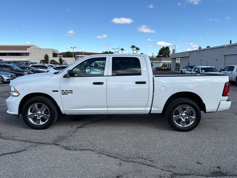 Used 2019 RAM 1500 Express w/ Express Value Package AWD/4WD image 4