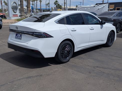 New 2026 Nissan Sentra SV FWD image 2