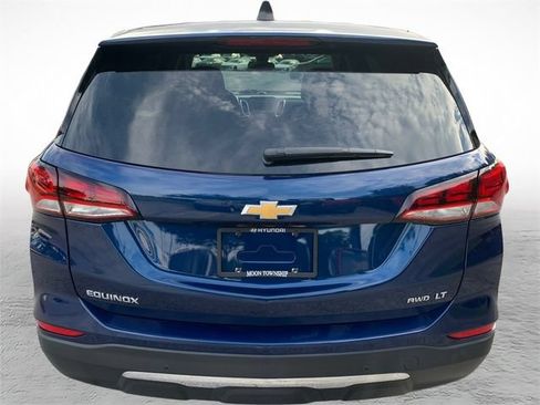 Used 2022 Chevrolet Equinox LT AWD/4WD image 4