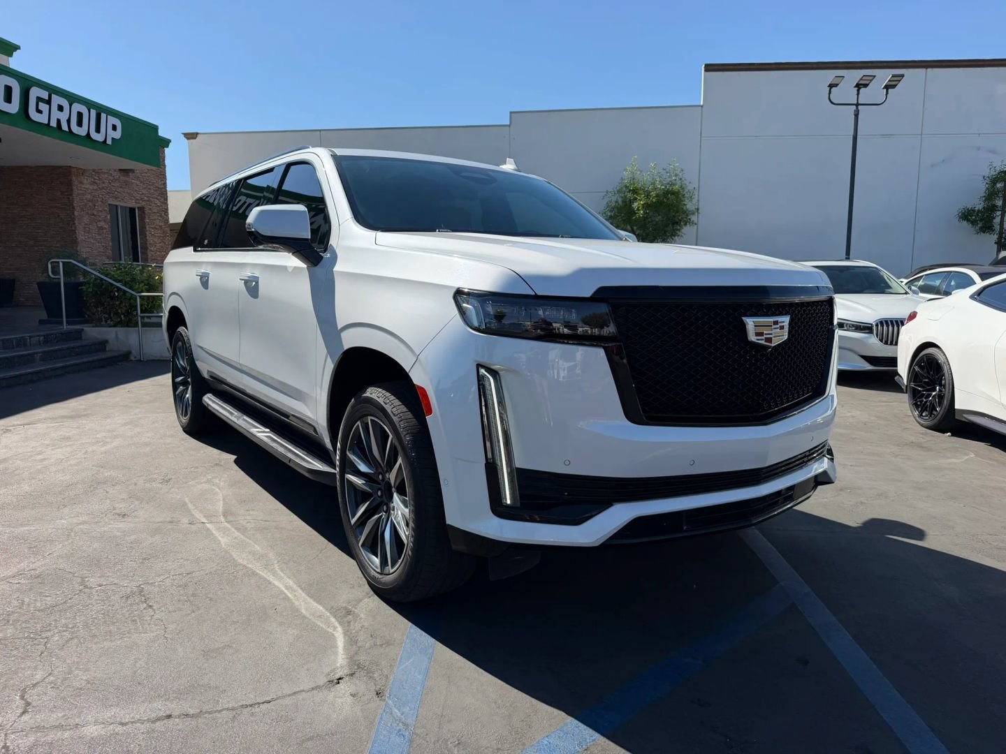 Used 2021 Cadillac Escalade ESV Sport w/ Driver Assist Tech Package AWD/4WD image 3