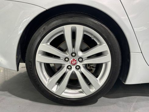 Used 2016 Jaguar XJ L Portfolio AWD/4WD image 8