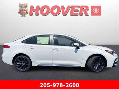 New 2026 Toyota Corolla SE FWD image 2