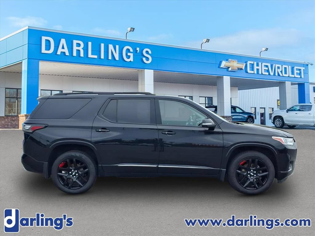 Used 2021 Chevrolet Traverse Premier w/ Redline Edition AWD/4WD image 4