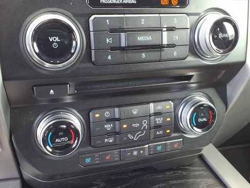 Used 2018 Ford F350 Platinum w/ Platinum Ultimate Package image 10