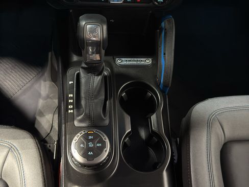 Used 2022 Ford Bronco Black Diamond AWD/4WD image 27