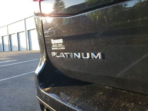 Used 2025 Ford Expedition Max Platinum AWD/4WD image 7