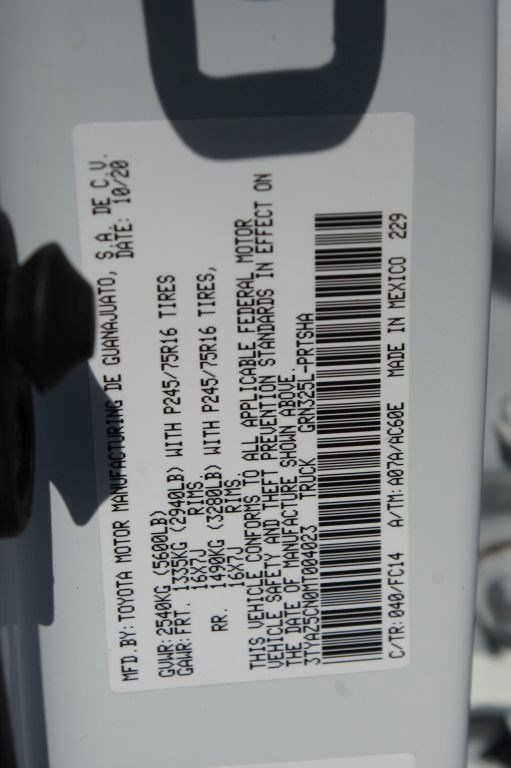 Used 2021 Toyota Tacoma SR5 RWD image 25