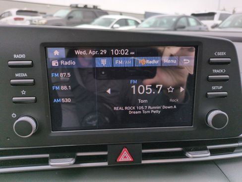 New 2026 Hyundai Elantra SE FWD image 23
