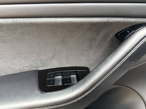 Used 2018 Tesla Model 3 Long Range image 5