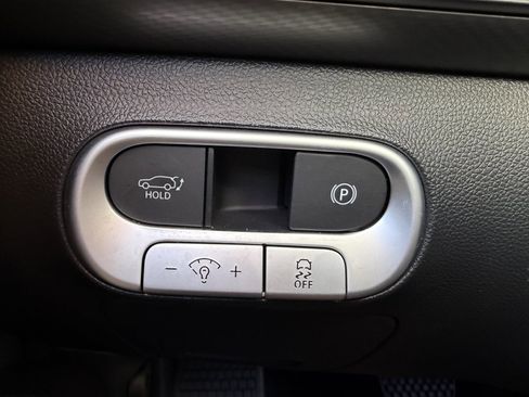 Used 2025 Genesis GV60 RWD image 27