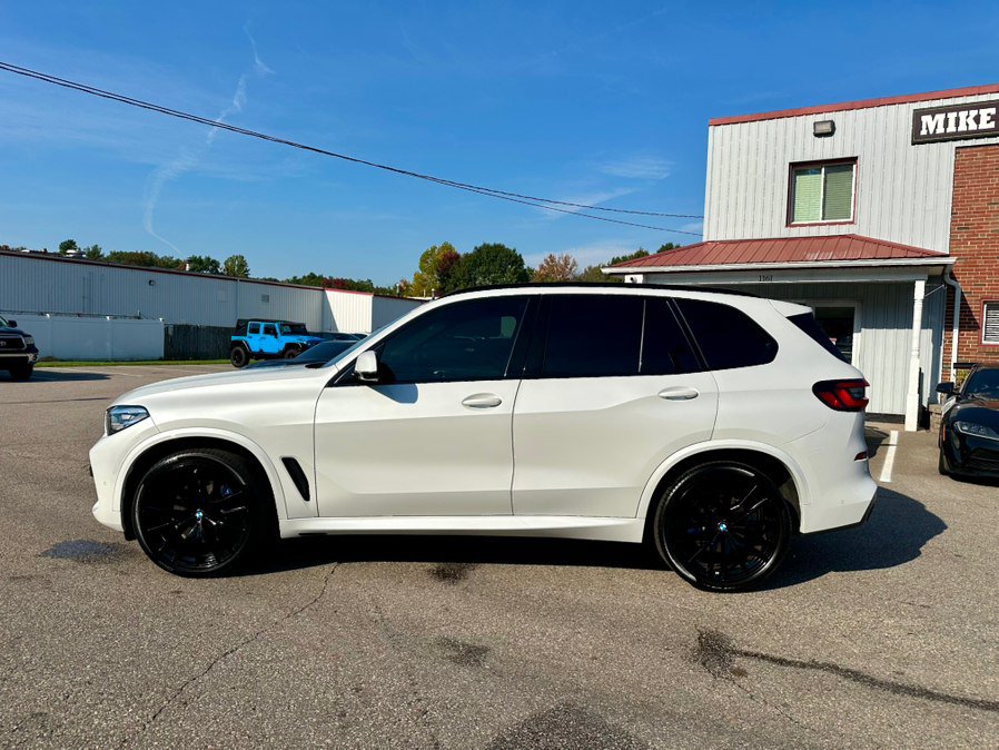 Used 2022 BMW X5 xDrive40i w/ M Sport Package AWD/4WD image 5