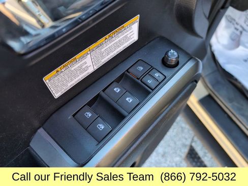 Used 2019 Toyota Tacoma TRD Off-Road image 14