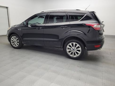 Used 2017 Ford Escape Titanium image 3