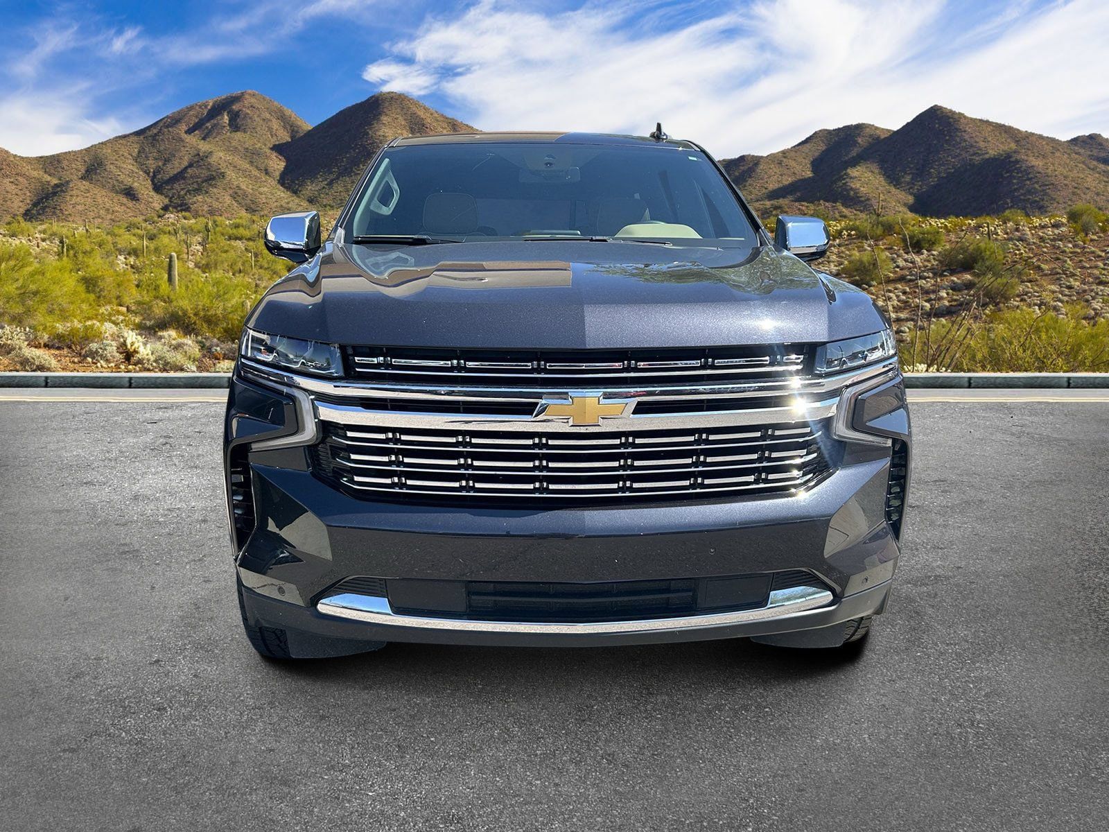 Used 2023 Chevrolet Suburban Premier AWD/4WD image 3