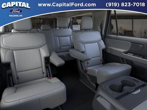 New 2026 Ford Expedition Max Active RWD image 11