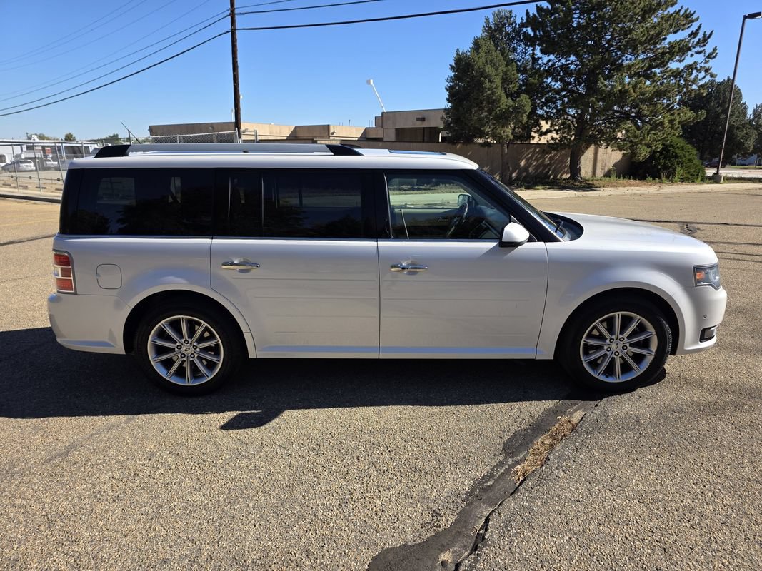 Used 2014 Ford Flex Limited w/ Equipment Group 301A AWD/4WD image 9