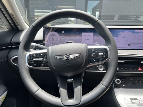 New 2026 Genesis GV70 2.5T Select image 15