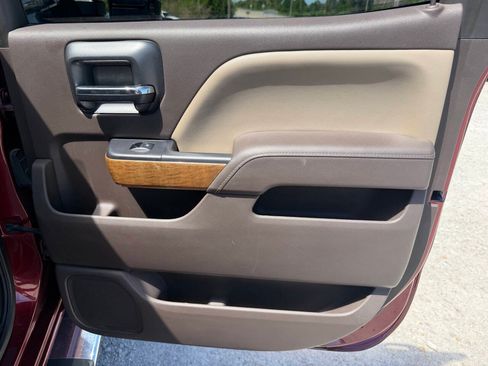 Used 2015 Chevrolet Silverado 2500 LTZ w/ Duramax Plus Package AWD/4WD image 18