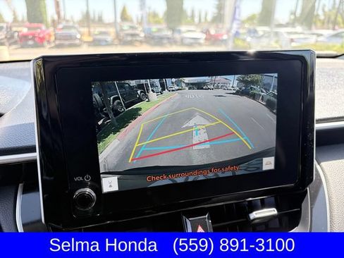 Used 2024 Toyota Corolla Cross XLE w/ Convenience Package FWD image 17