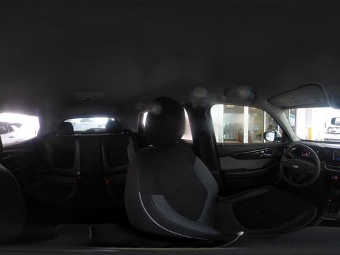 Used 2025 Chevrolet TrailBlazer LT FWD image 42
