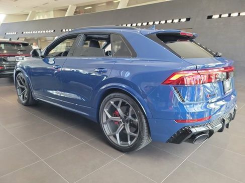 New 2026 Audi RS Q8 performance image 4