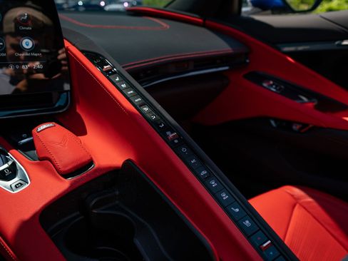 Used 2023 Chevrolet Corvette Stingray Preferred Cpe w/ Z51 Performance Package RWD image 51
