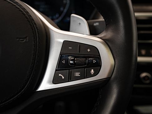 Certified 2025 BMW X4 xDrive30i w/ M Sport Package image 25