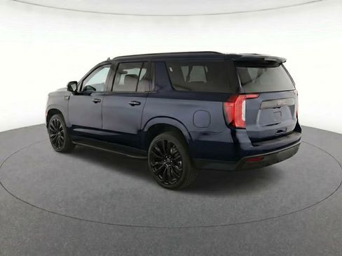 Used 2023 GMC Yukon XL SLE AWD/4WD image 15