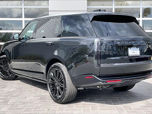 New 2026 Land Rover Range Rover Long Wheelbase Autobiography AWD/4WD image 3