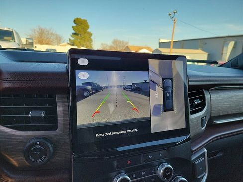 Used 2023 Ford Expedition Max Limited image 22