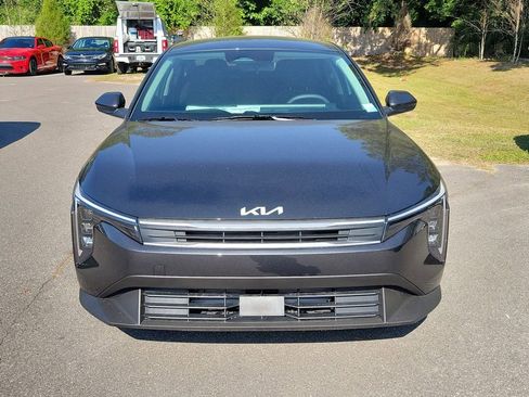 New 2026 Kia K4 LXS FWD image 2