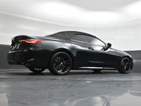 Used 2022 BMW M440i Convertible RWD image 37