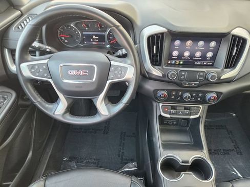 Used 2024 GMC Terrain SLT FWD image 28