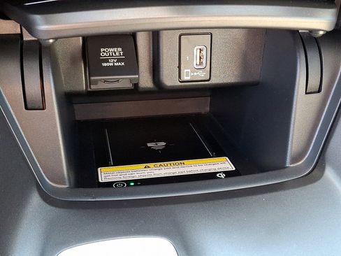 Used 2020 Honda Accord Touring image 24