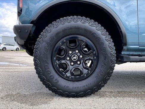 Certified 2023 Ford Bronco Wildtrak AWD/4WD image 35