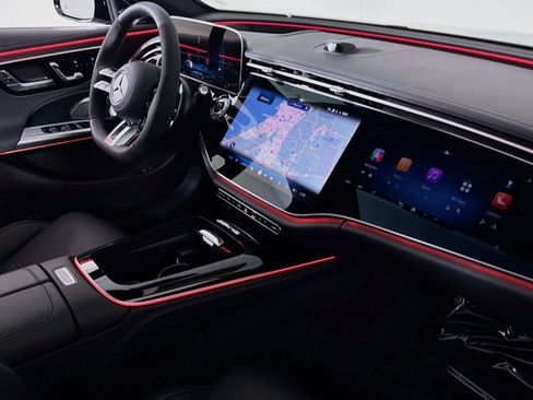 New 2026 Mercedes-Benz E 53 AMG e 4MATIC Sedan image 15