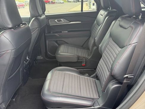 New 2026 Ford Explorer ST-Line AWD/4WD image 10